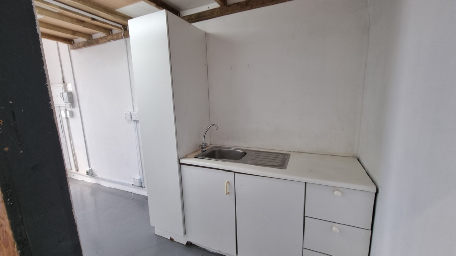 To Let commercial Property for Rent in Woodstock Western Cape